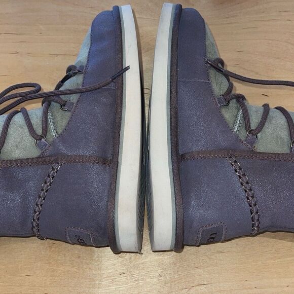 UGG AUSTRALIA LODGE CHOCOLATE/OLIVE GREEN SHEEPSKIN SUEDE BOOTS‎ SIZE 5 US - Picture 5 of 8